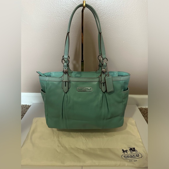Coach EUC Turquoise Leather Pleated Gallery Shoulder Tote with COA - Picture 4 of 17